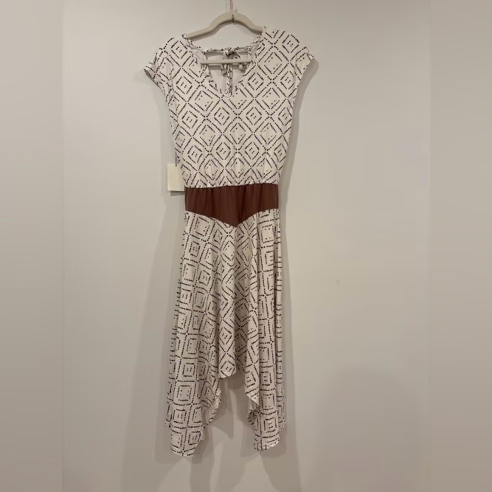FENLY DRESS IN CREAM BOHO GEO - Picture 3 of 5